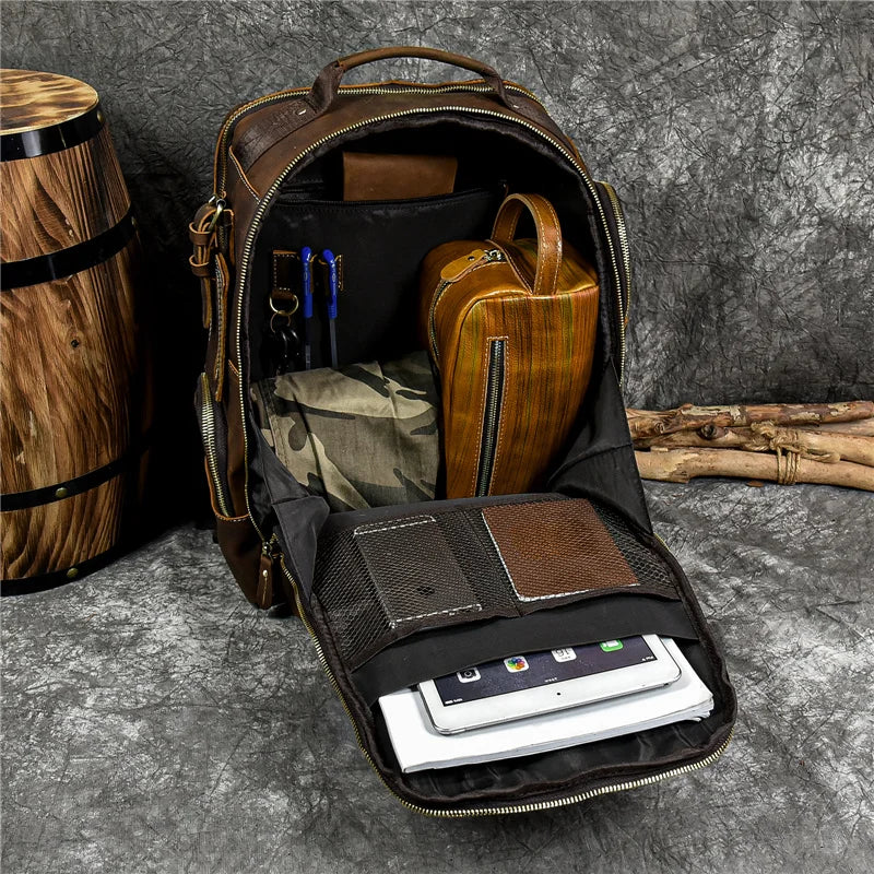 Mochila Lester Sartorial em Couro Legítimo - Lester