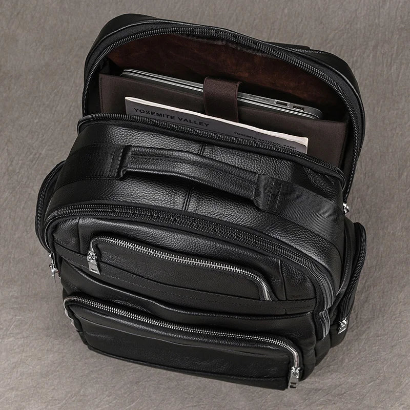 Mochila Lester em Couro Legítimo Preto - Lester